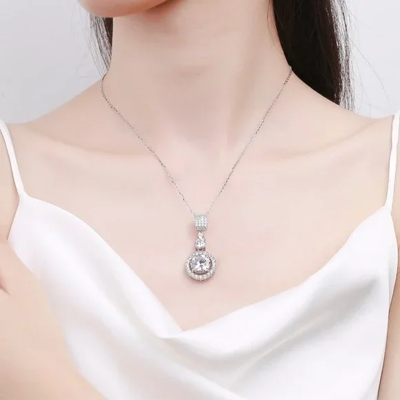 Certified 6ct. t.w. Moissanite Diamond Halo Pendant Necklace NEW - Picture 7 of 15